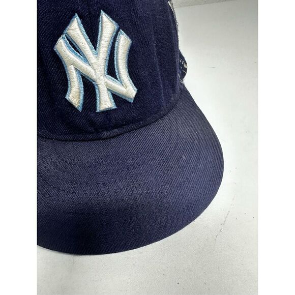 New York Yankees Hat Cap New Era Size 7 1/2 Fitted 59Fifty Wool Y2K Blue - Picture 3 of 13